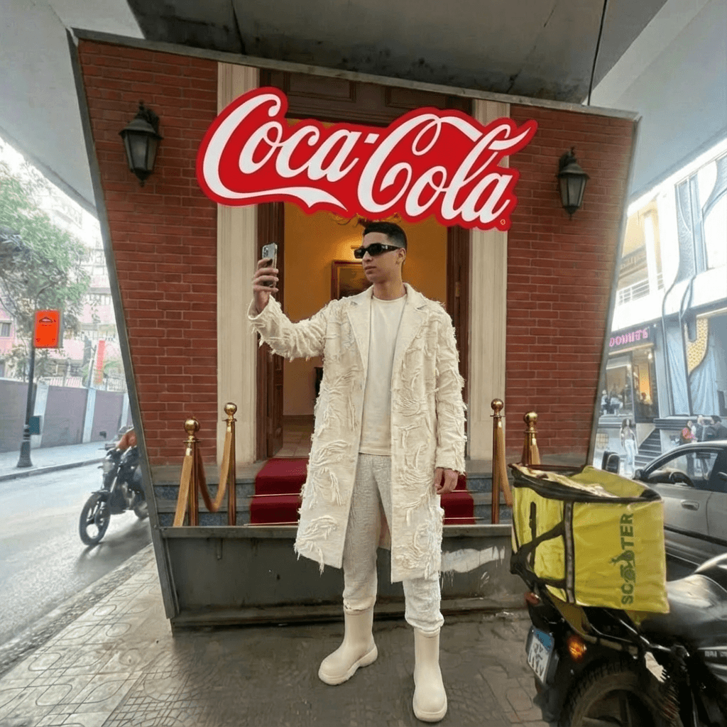 asna-ly-swrh-llshab-althy-fy-alswrh-almrfqh-ala-k5yrd3t14n