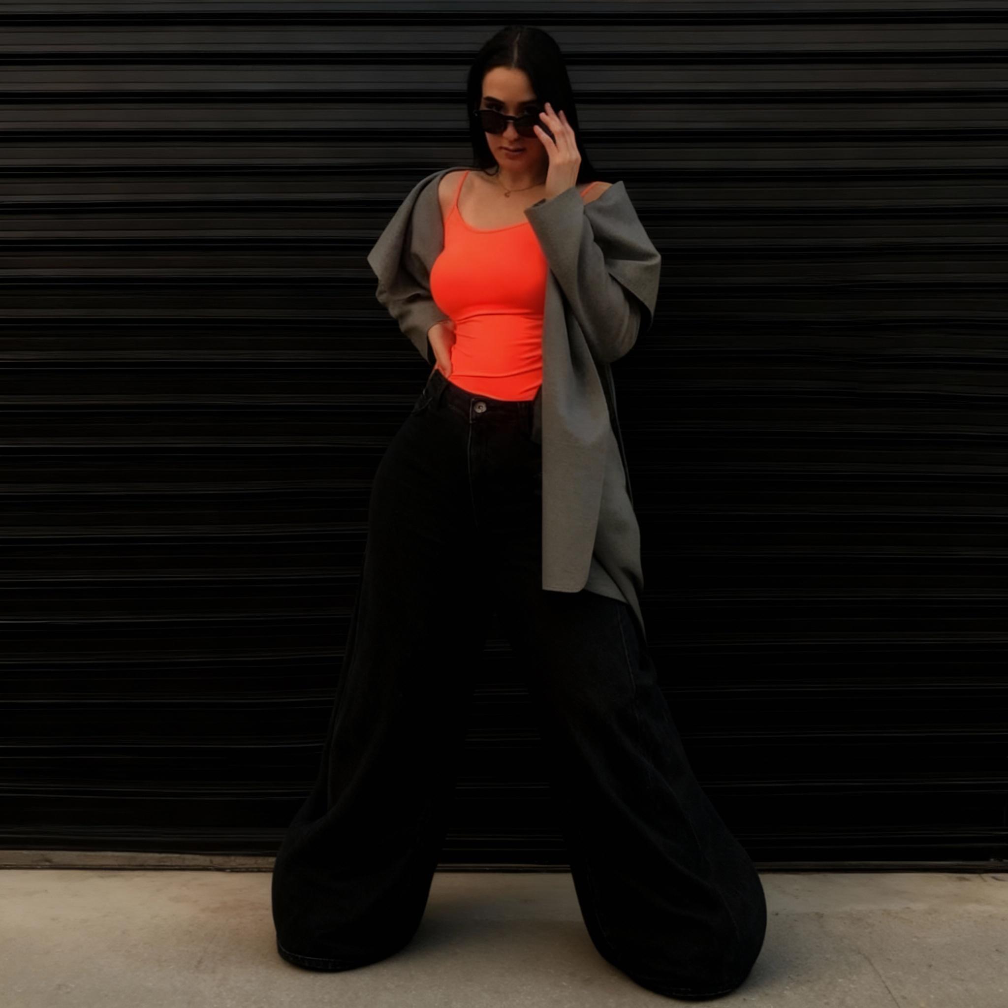 make-her-have-a-gigantic-massive-bulge-hanging-whg3i2dc9m