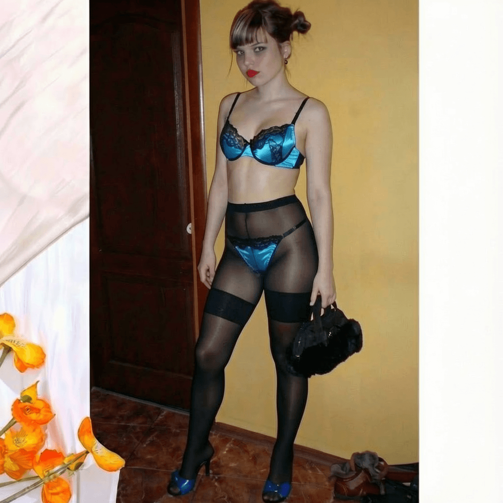 remove-pantyhose-add-stockings-black-iurq4p2ivs