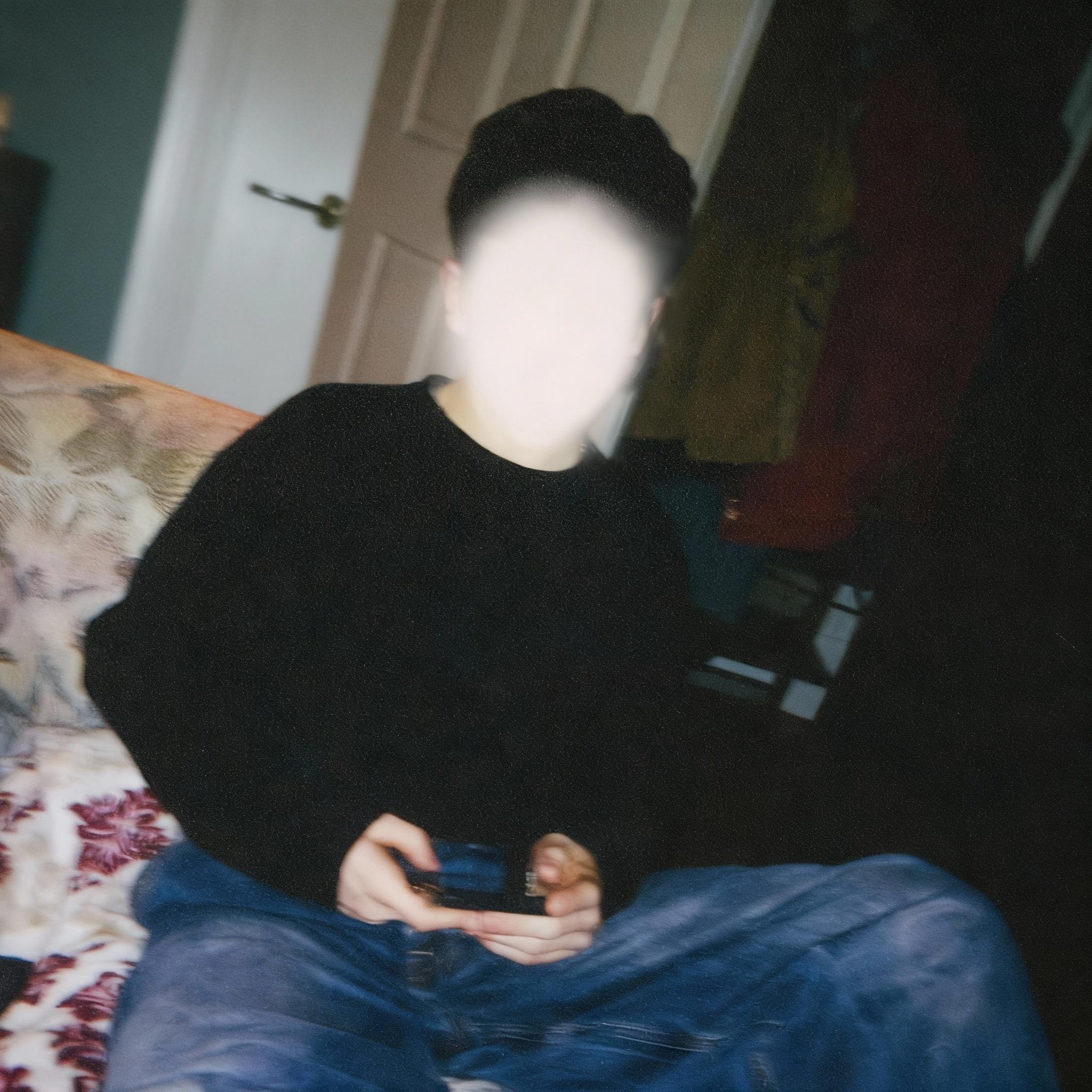 enlever-les-escaliers-derriere-et-cache-ma-face-u1kmb0iyhx-4