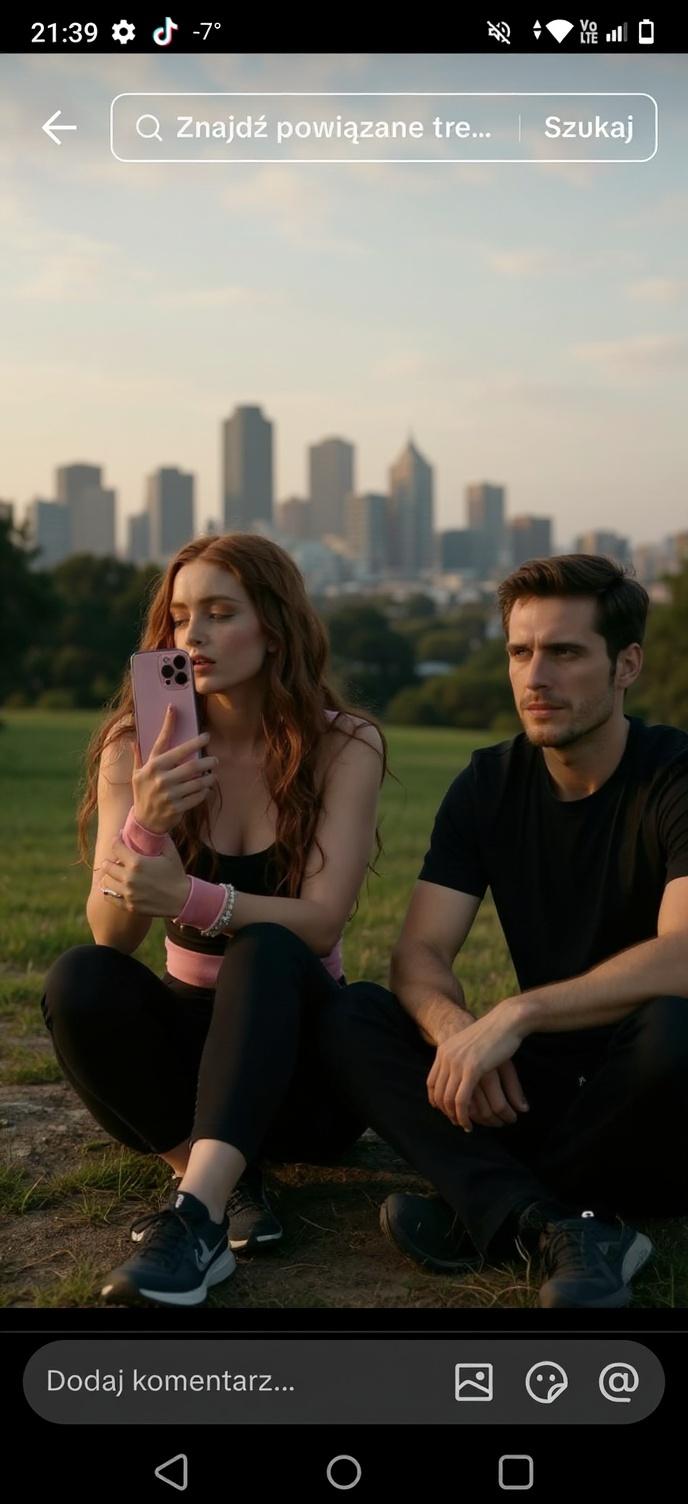 scena-na-lekkiej-gorce-z-trawa-widok-na-los-lj1p8auoub