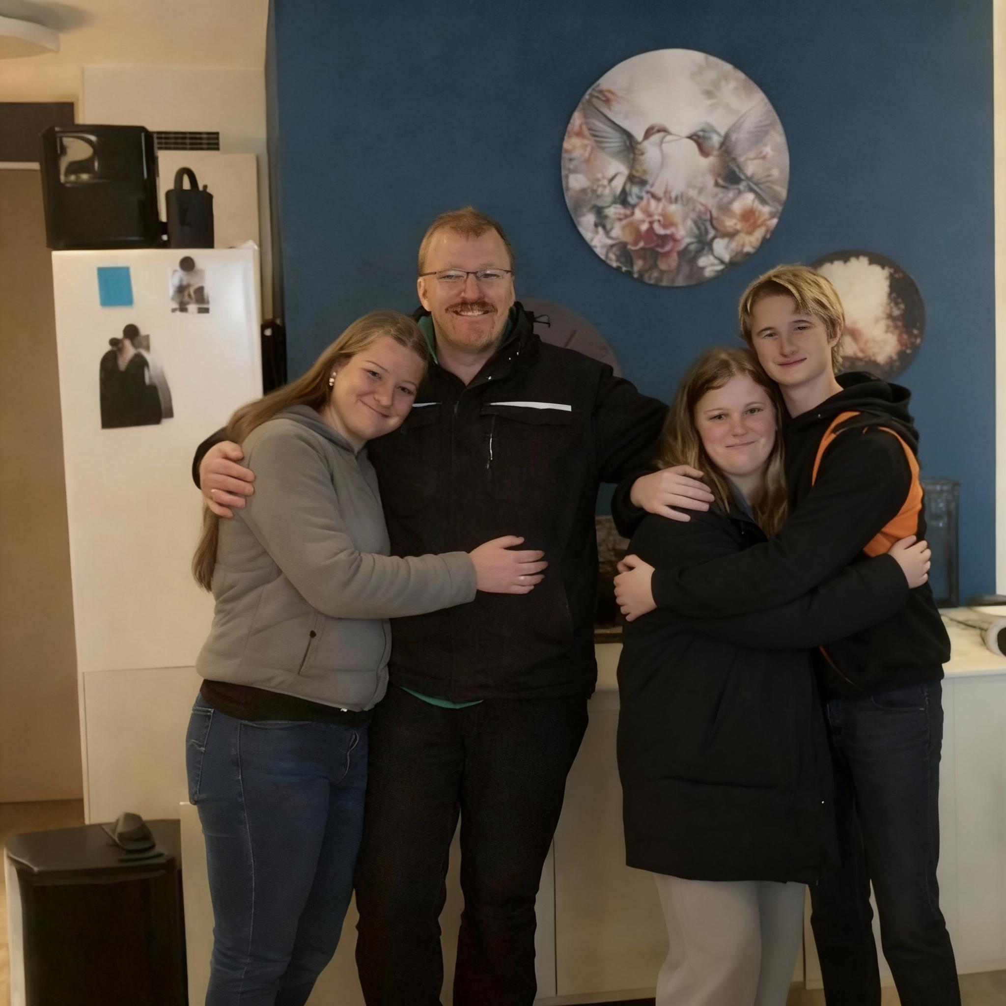 make-the-boy-in-the-right-of-the-picture-hug-the-foynl9ti1l