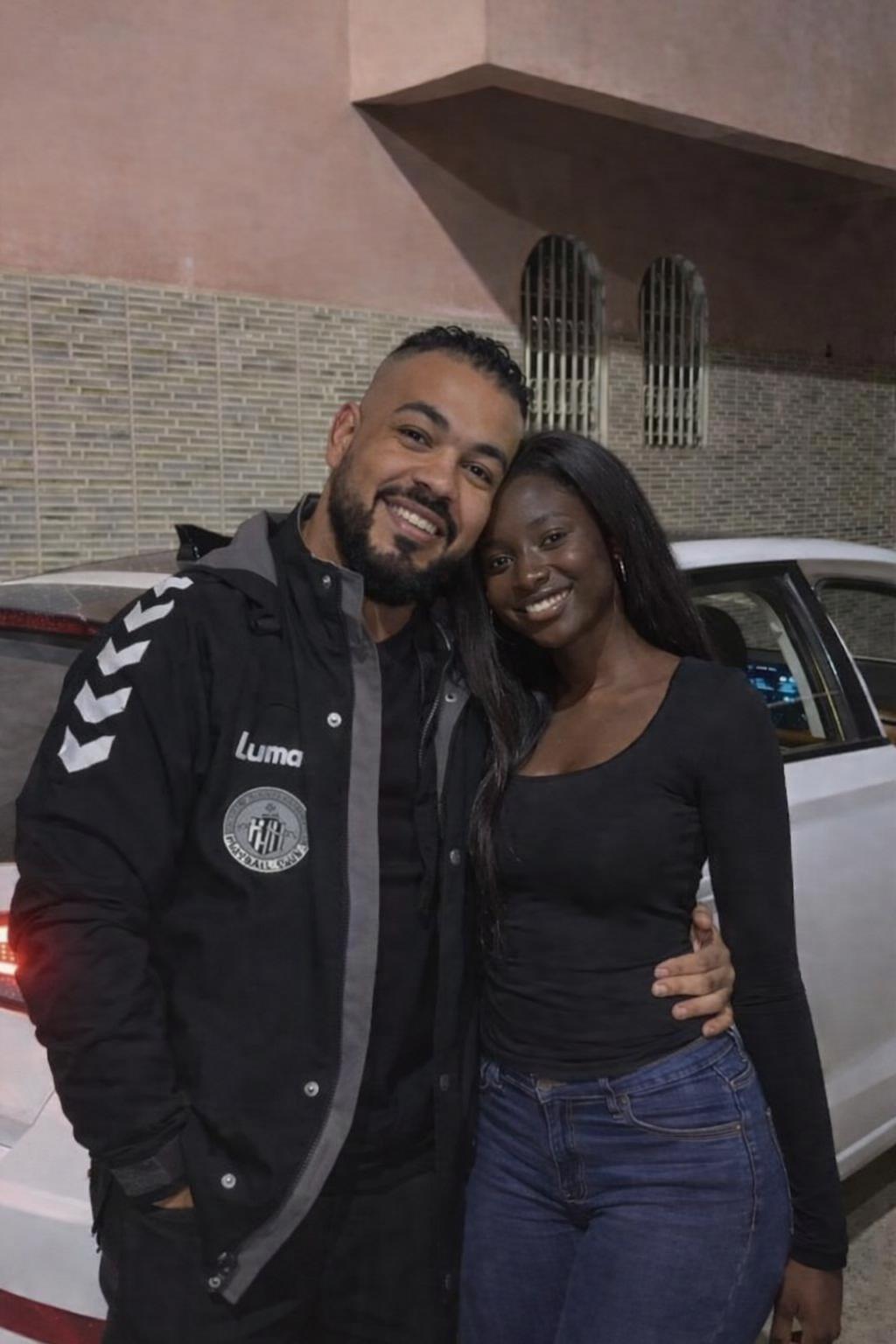 dha-wjhy-fy-alswrh-ma-alftah-alsmraa-ma-alhfaz-ala-1rfedhm1o