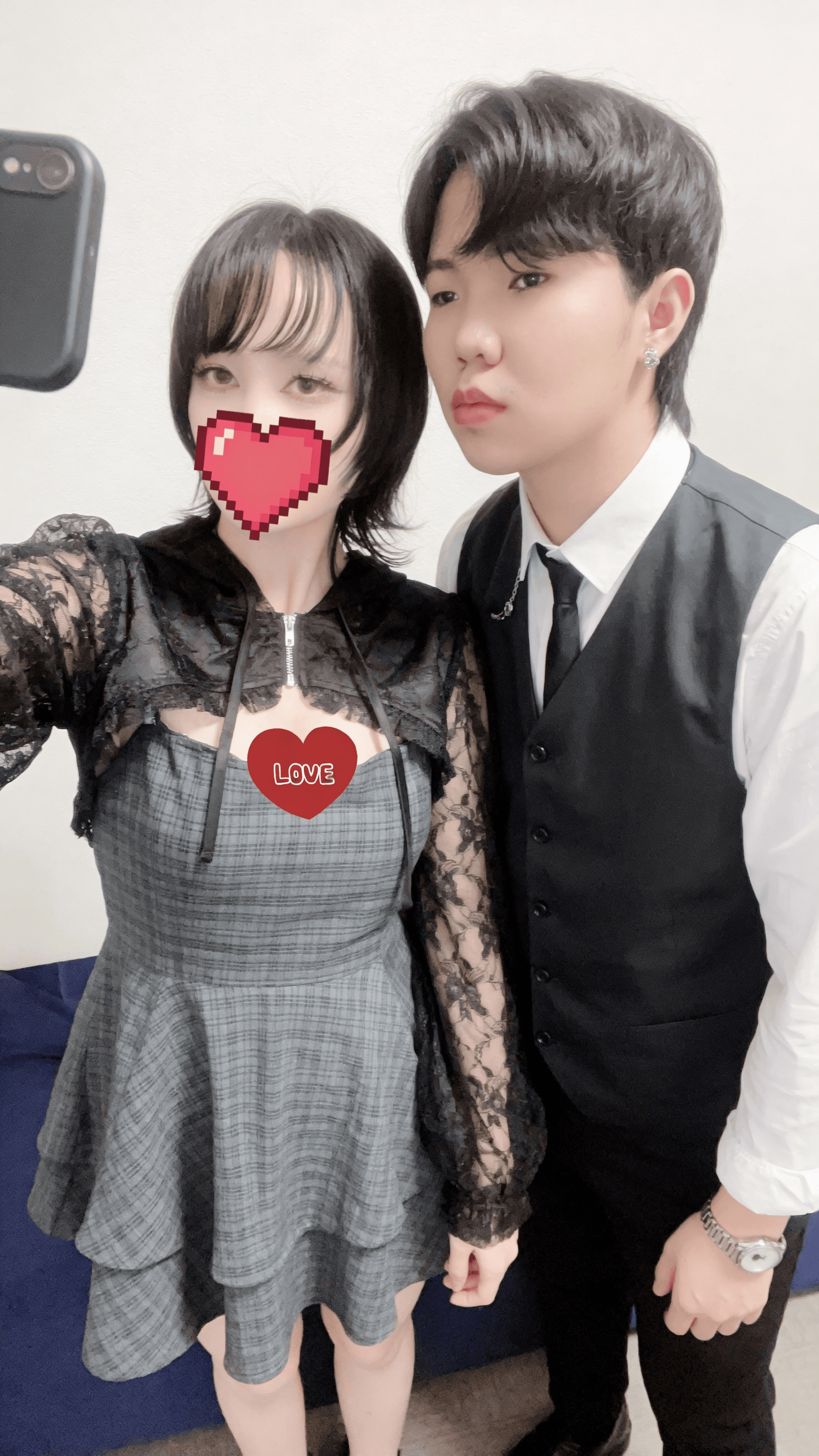 add-a-man-standing-next-to-him-taking-a-selfie-z8usux5cdk