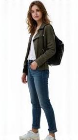 a-portrait-of-a-young-woman-with-natural-lighting-94gwxh0hn4