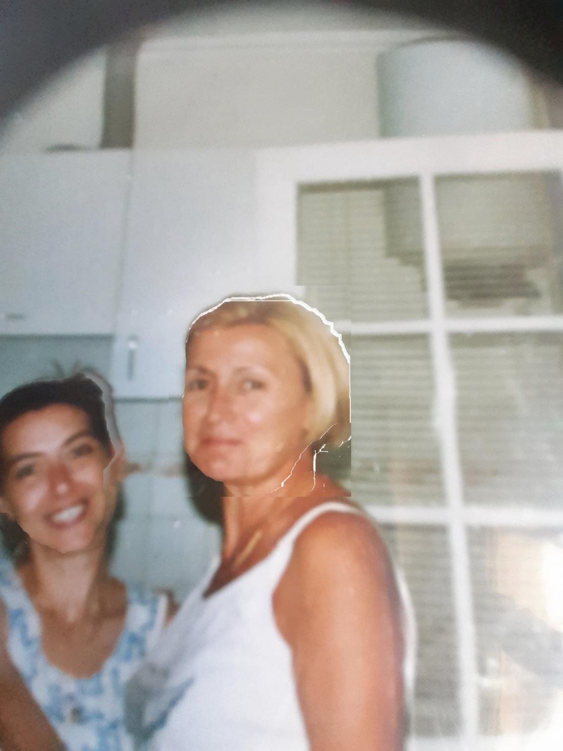 bisou-sur-la-bouche-7cf8nupoge