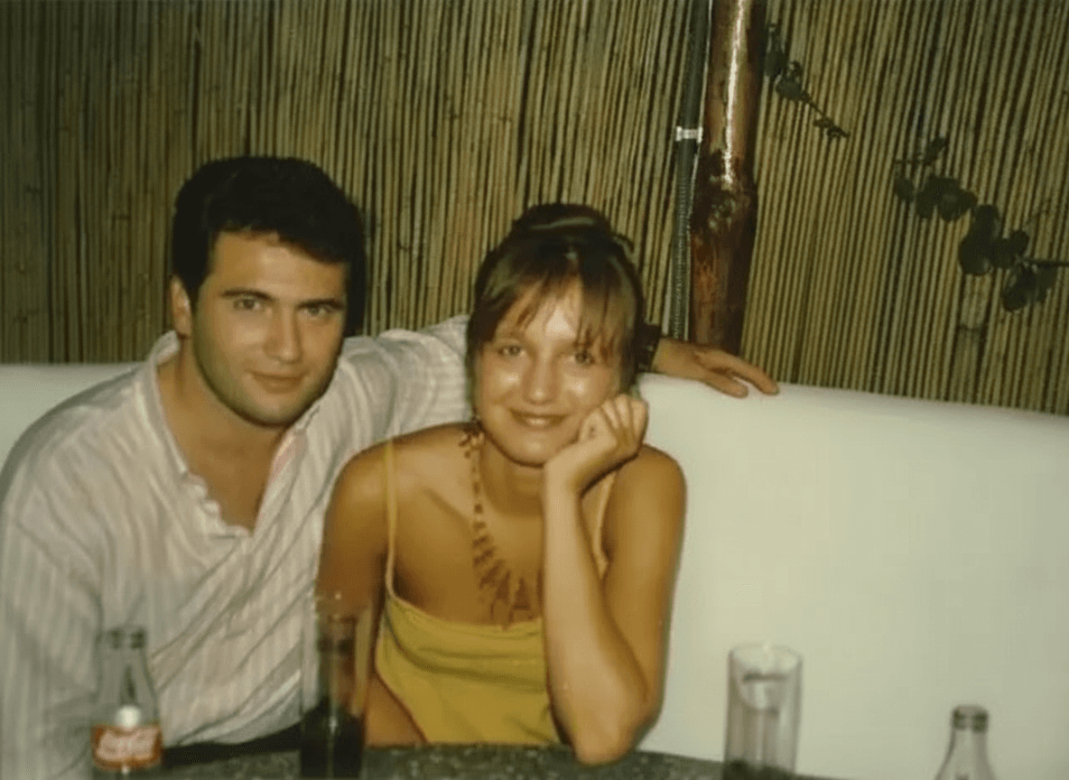 center-the-people-in-the-picture-q9iyii5zw2-2