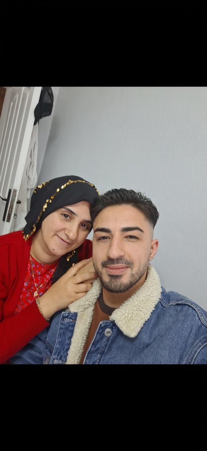 sevisme-sahnesi-yarat-ez3n0qv5ex