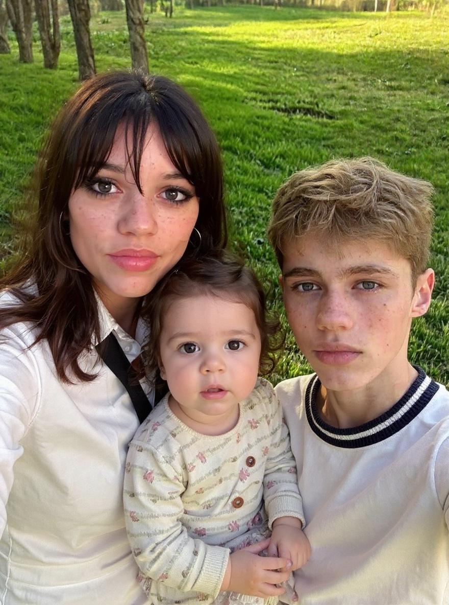 generate-a-selfie-picture-of-those-two-with-their-w71limv4mk