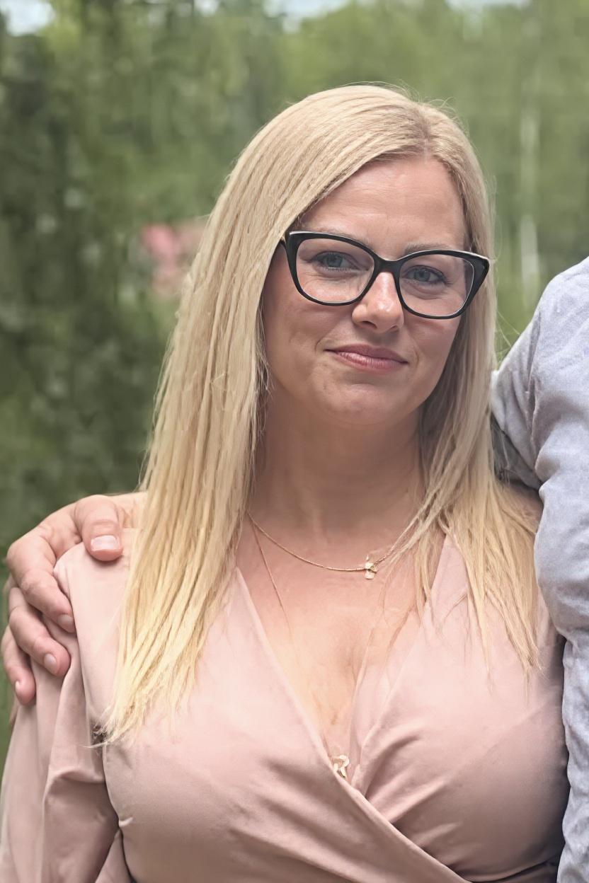 stworz-realistyczny-rysunek-przedstawiajacy-aflh3519m7