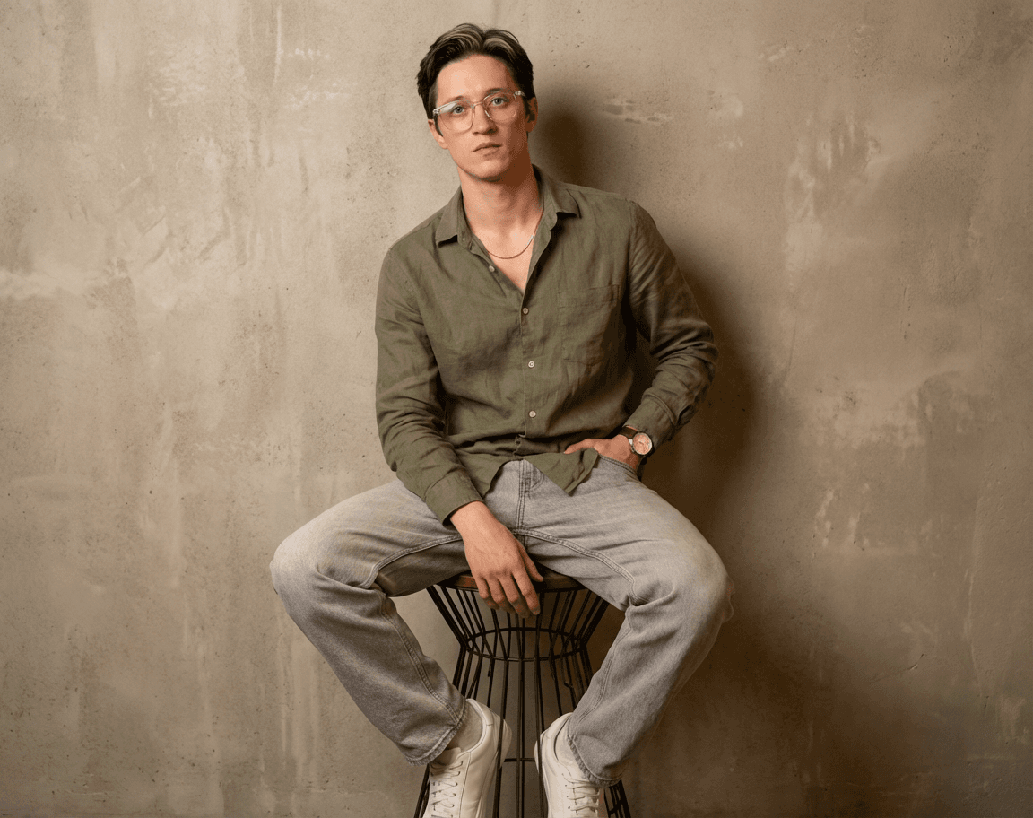 preserve-the-original-persons-identity-face-and-wmf9v5buqo