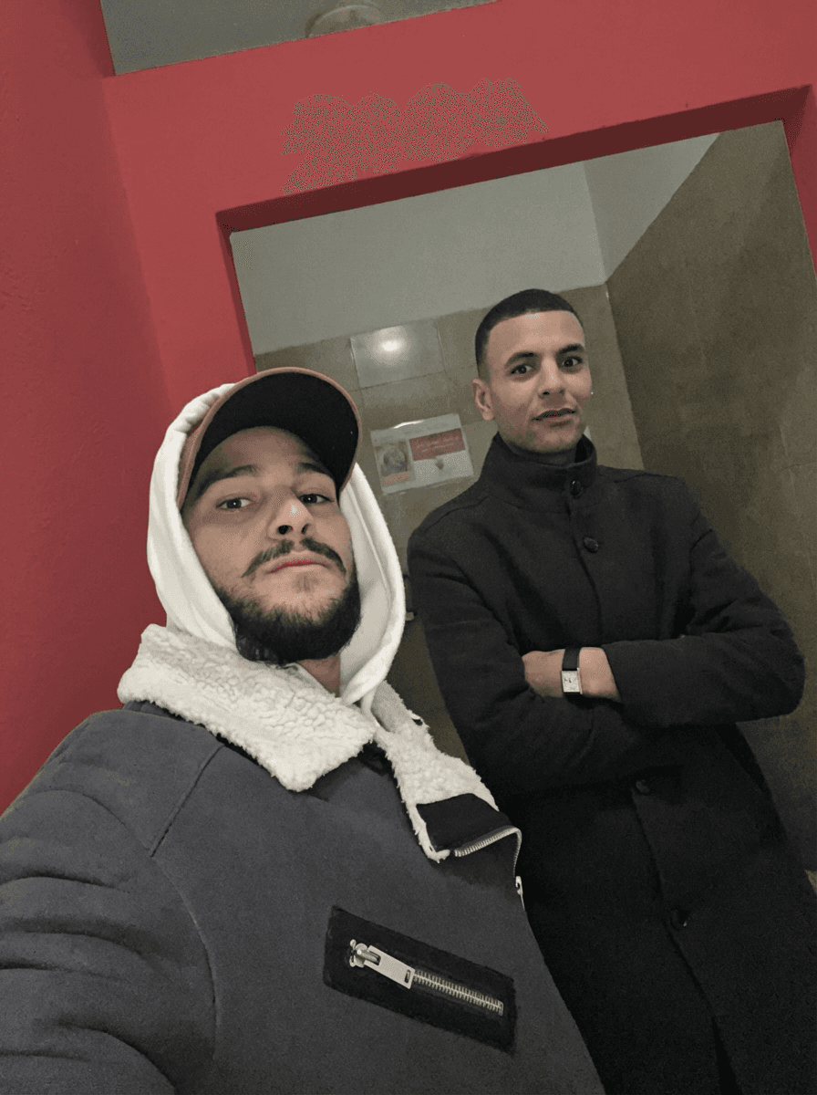 ghyr-lwn-alhaet-aly-alahmr-yizk061c89