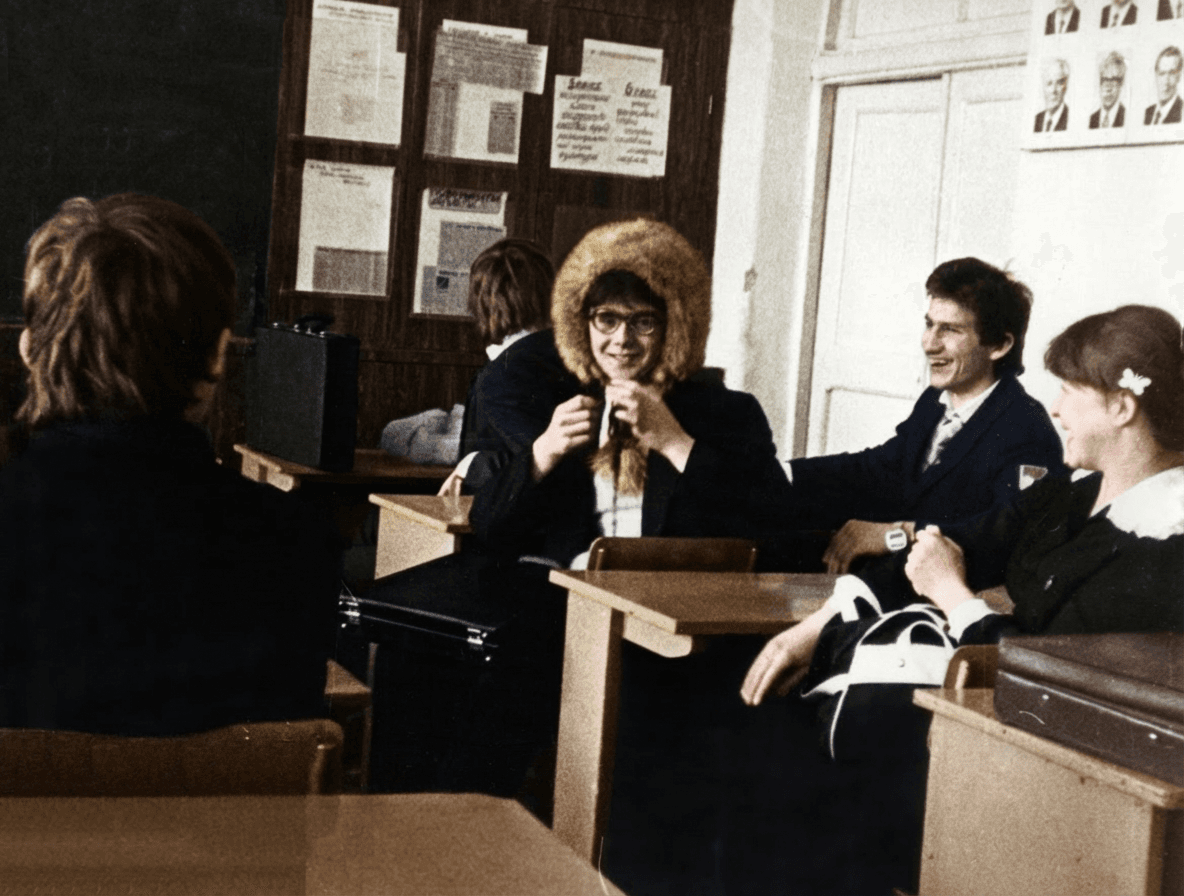 restore-photos-remove-scratches-and-noise-from-dbc20dzfen