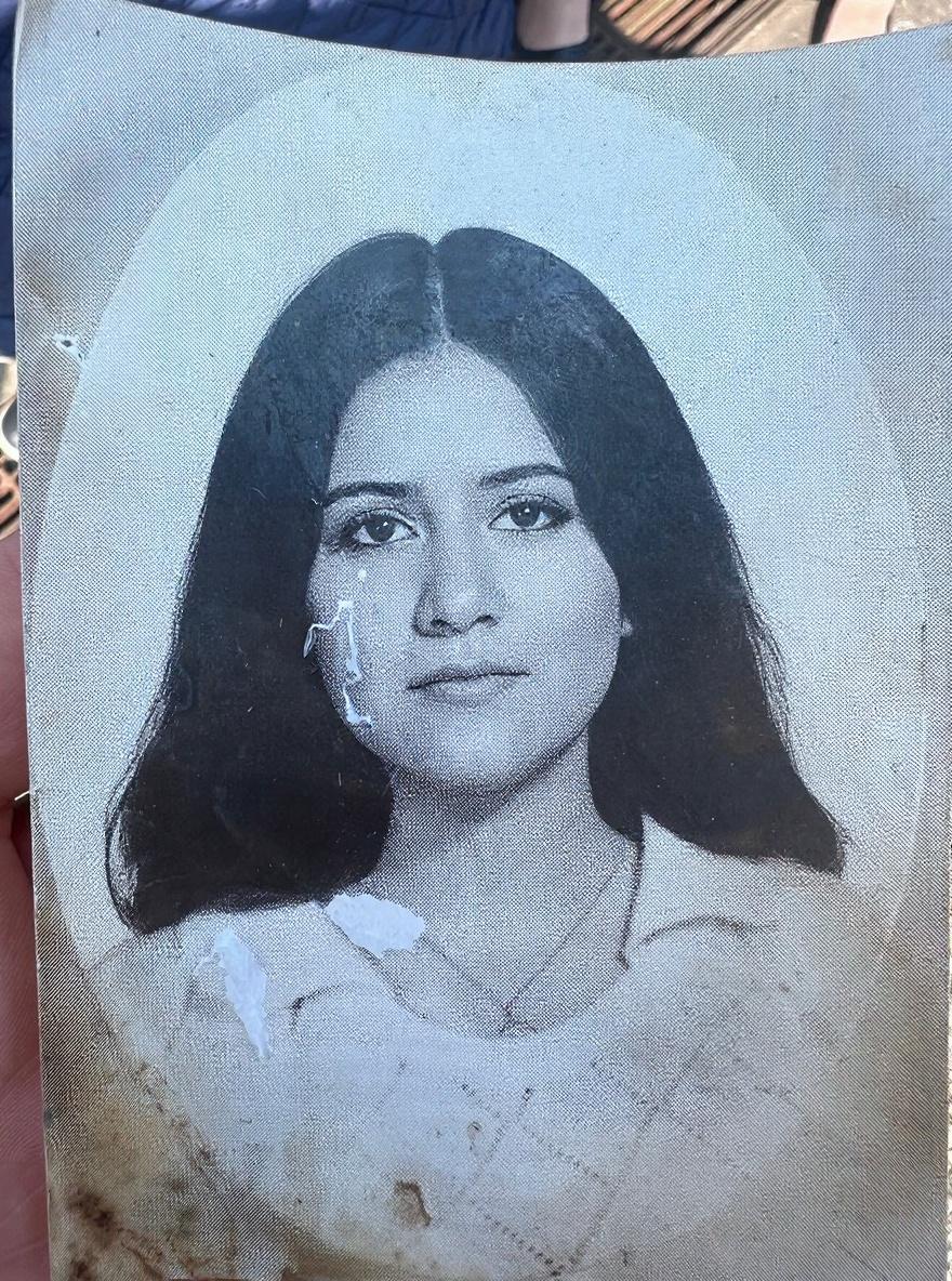 limpiar-cara-y-cabello-u00dshq1v2