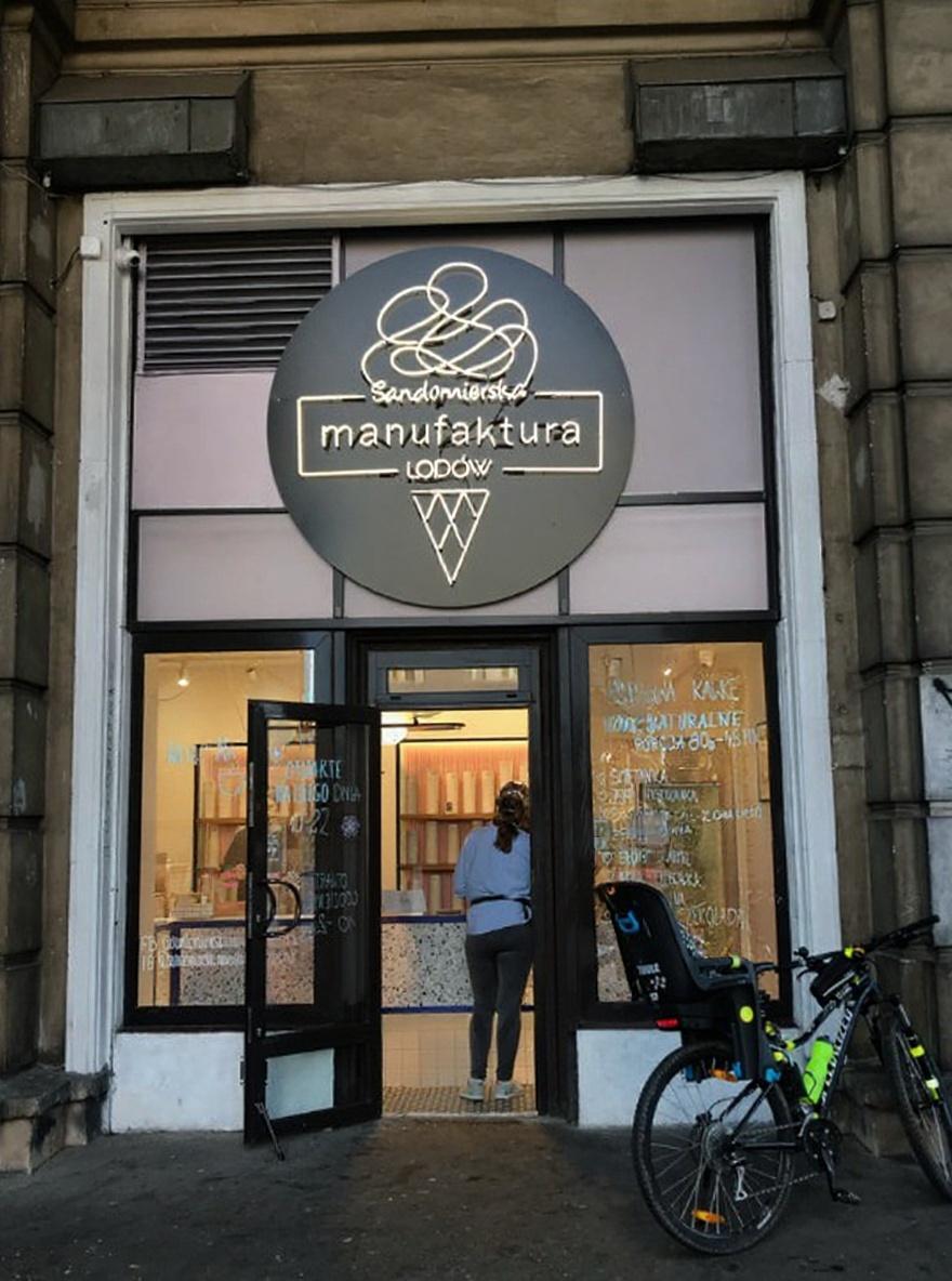 usun-rower-zamknij-drzwi-do-sklepu-zaprojektuj-5baib8dwob