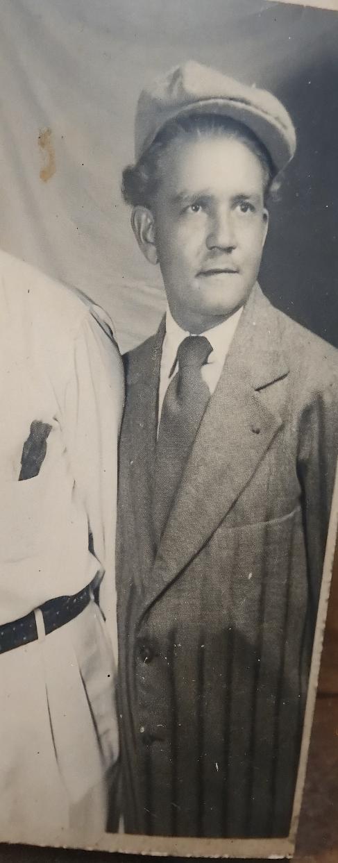 restaura-esta-fotografia-antigua-en-14m8in2dtg