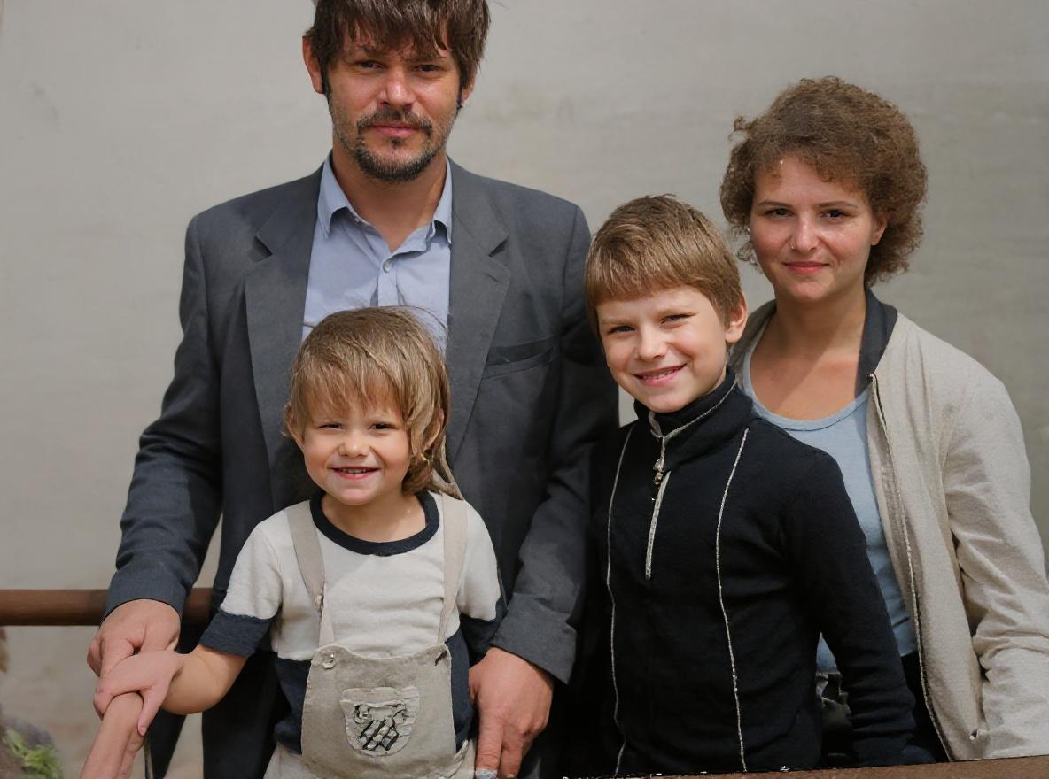 transform-this-image-into-high-quality-color-style-7wgmcdbhi