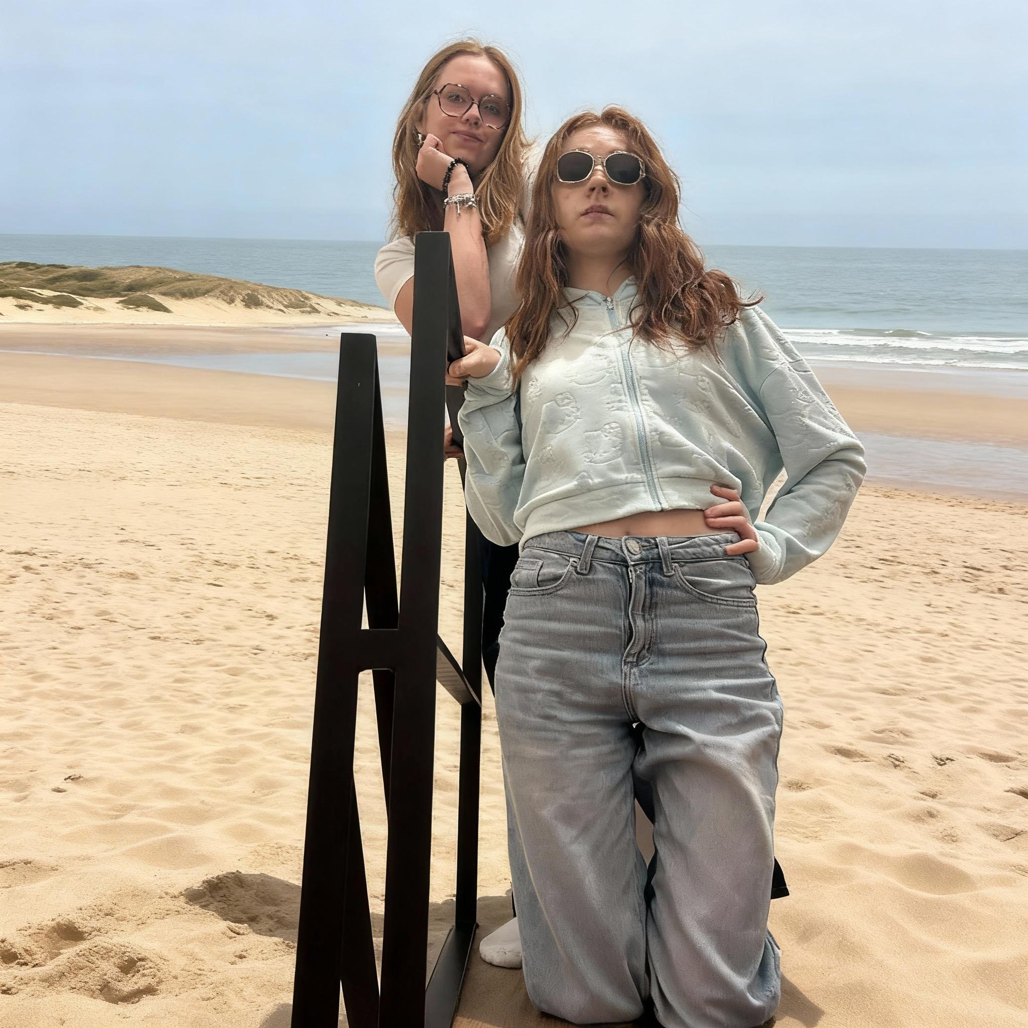 make-it-look-like-were-at-the-beach-in-belgium-not-e2jrvjzgd