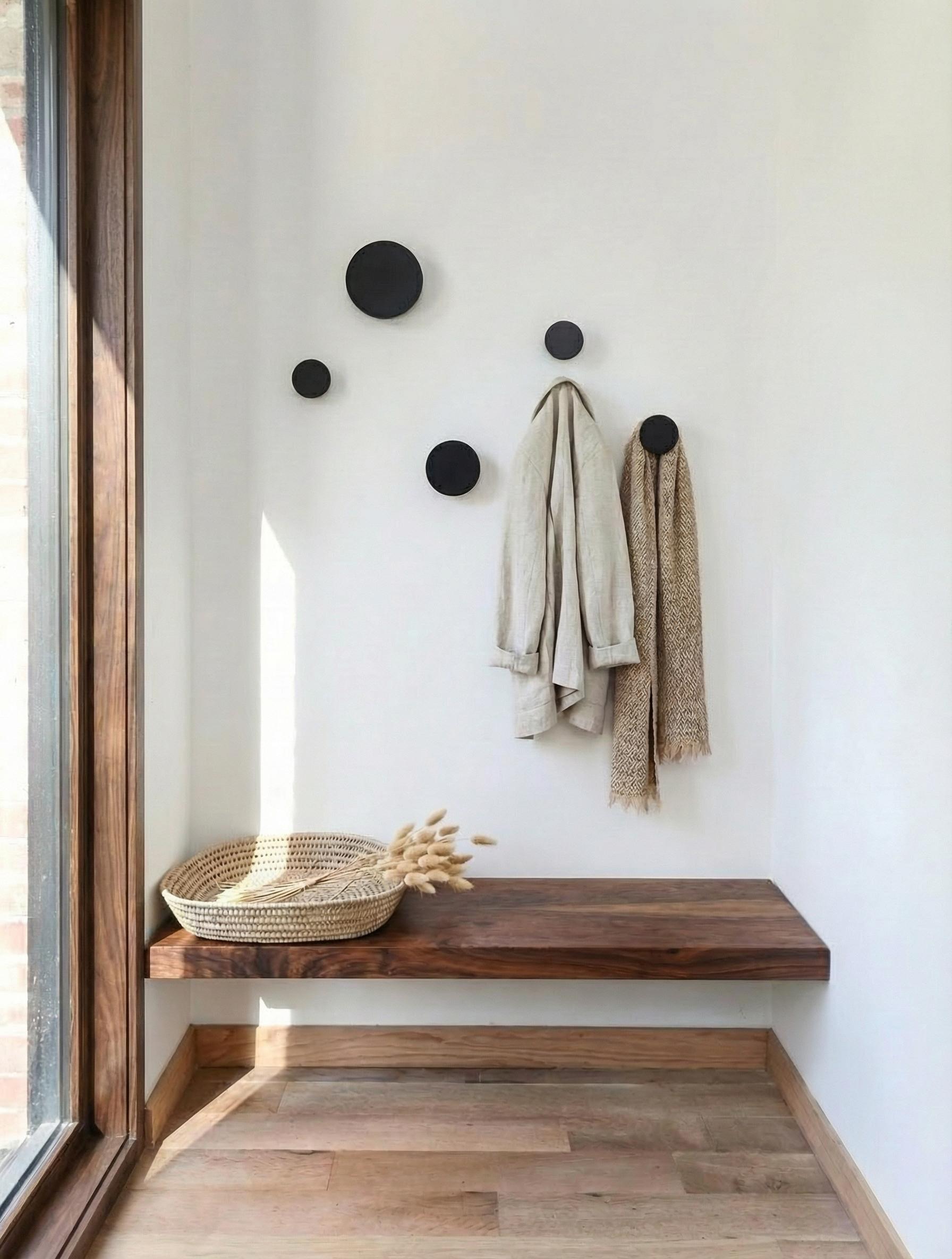 usun-kratke-po-na-scianie-po-lewej-stronie-oraz-o84n51xwvp