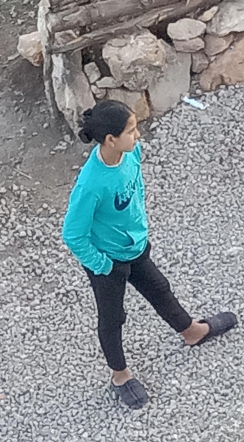 remove-clothes-dtmx38xkst