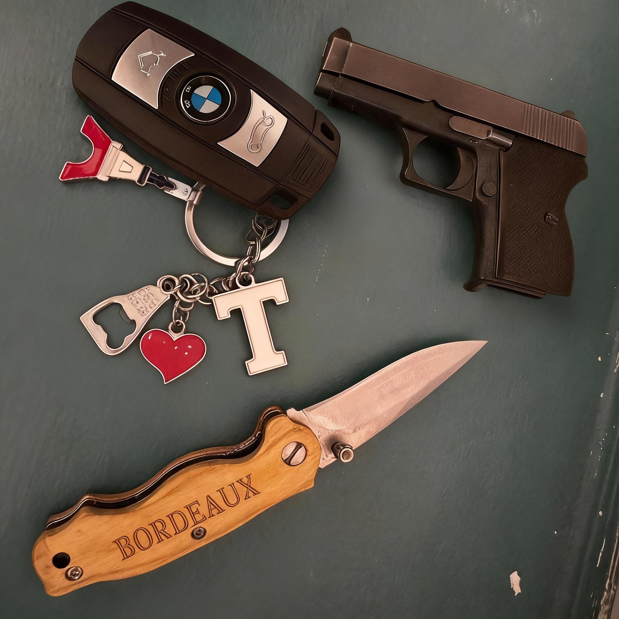 ajoute-un-porte-cle-t-9bw3h6k369