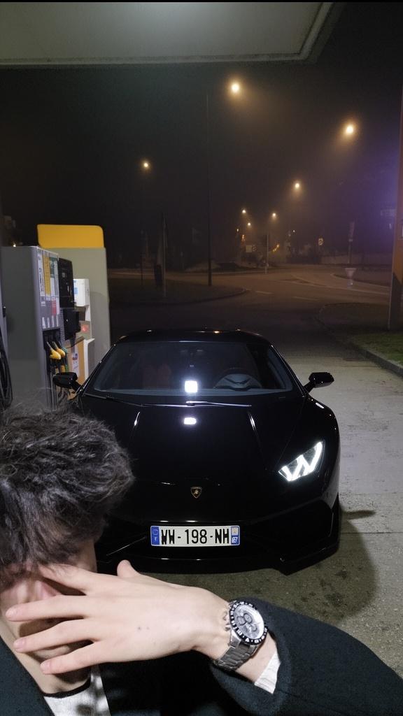 just-replace-the-grey-car-by-the-black-lamborghini-xl1jxptzd