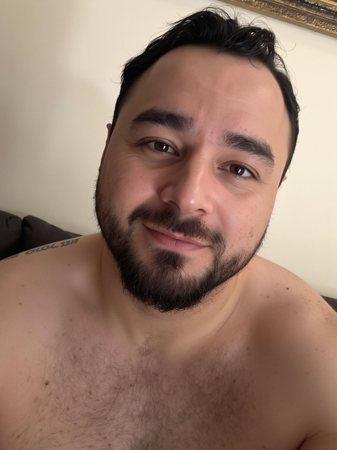 a-sun-drenched-naturalistic-portrait-of-a-person-junnxu2d6h