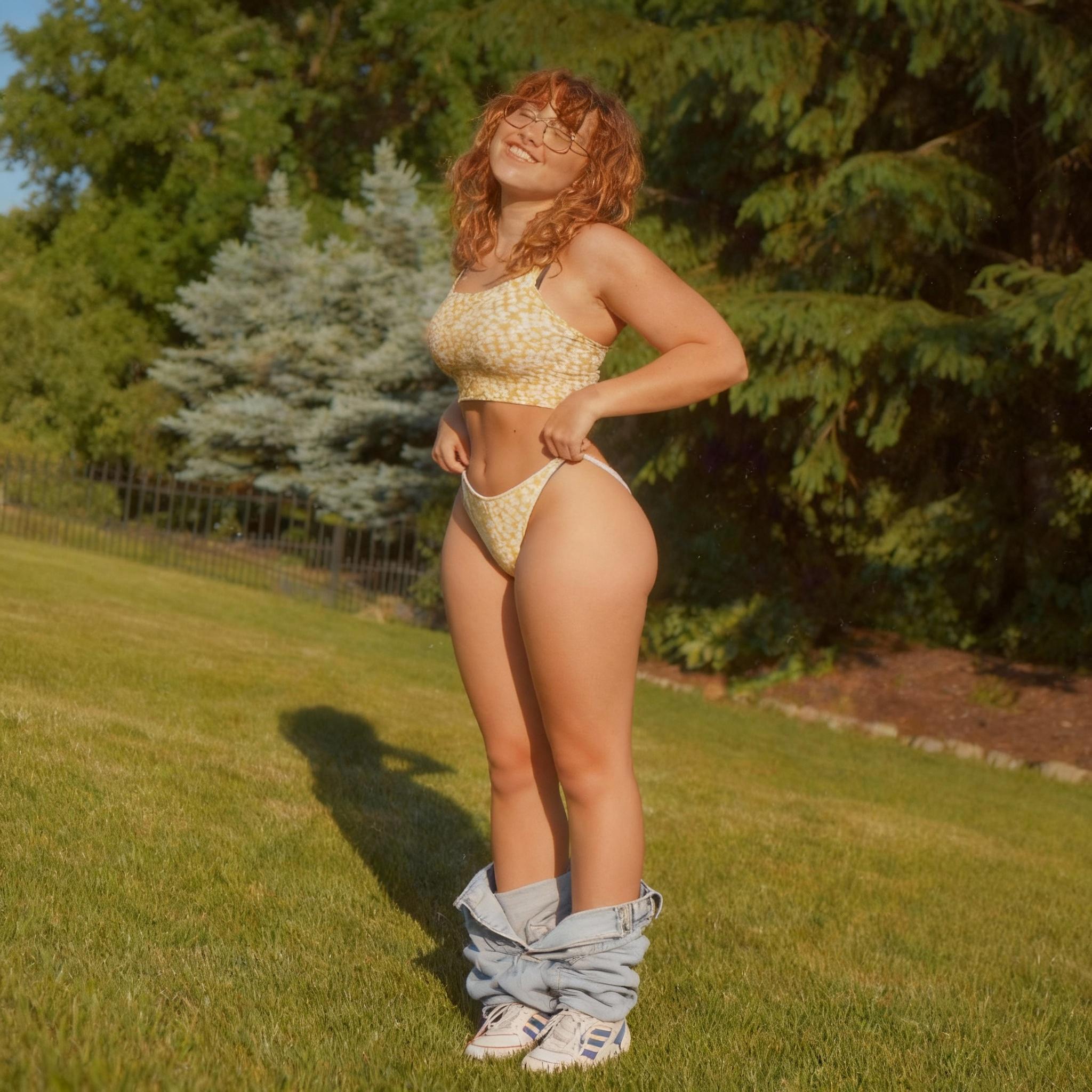 make-the-persons-butt-larger-make-the-person-stand-27h5htciw