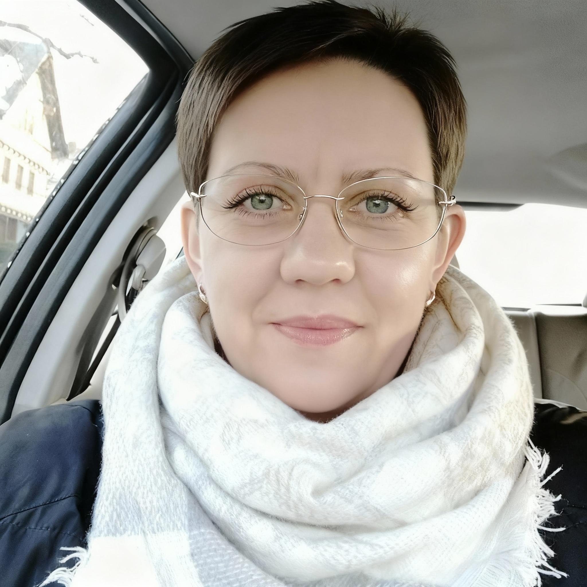 zmien-miasto-fryzure-ale-kritkazmien-okulary-i-vxj4dokowd