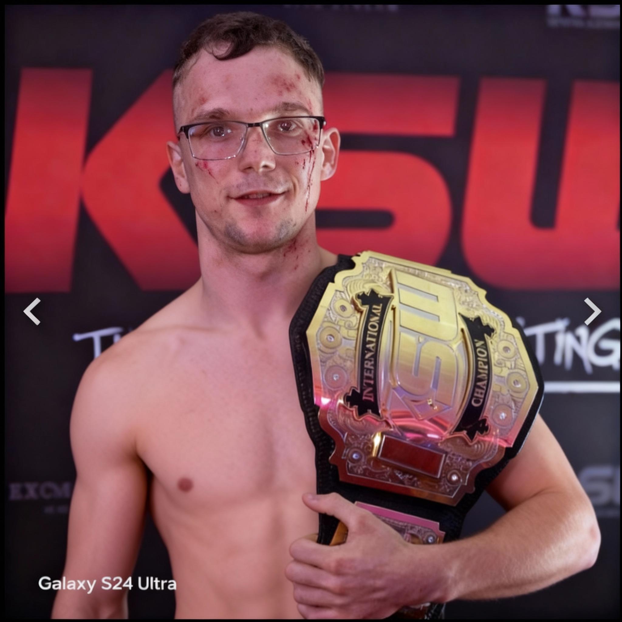 usun-bluzke-nguomwfhre