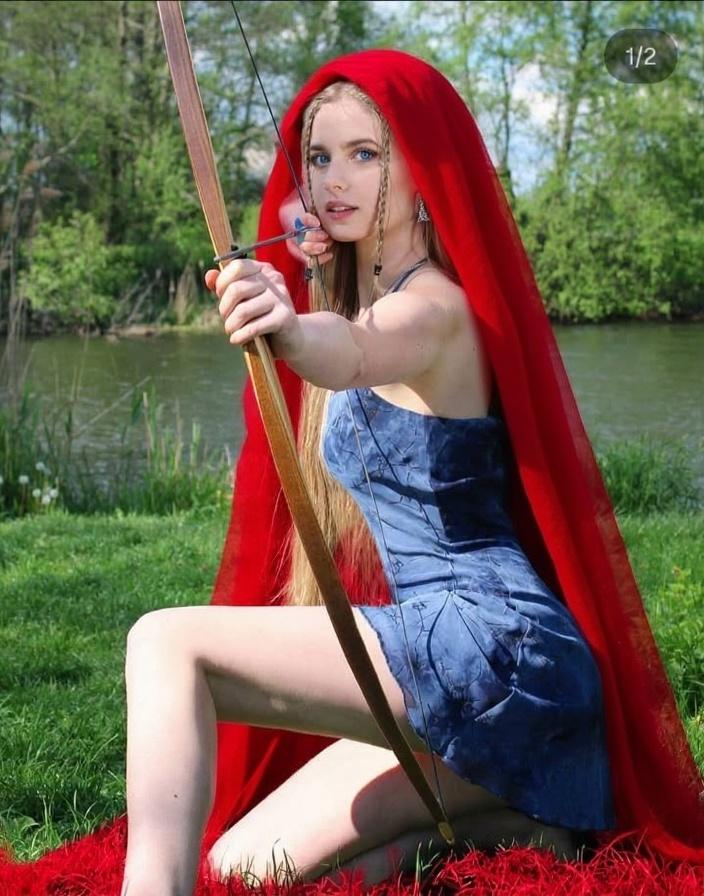 zrob-elficka-luczniczke-na-kolanach-w-rozowym-bps5hjhwi4