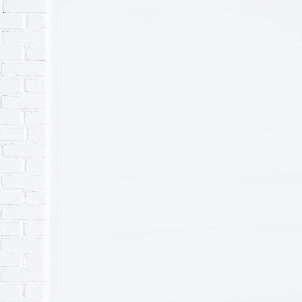 white-backround-wall-on-the-left-side-dzosxa1i8g