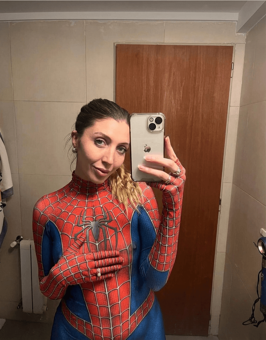 change-clothes-to-spiderman-suit-and-let-her-face-qjy9p3ouni