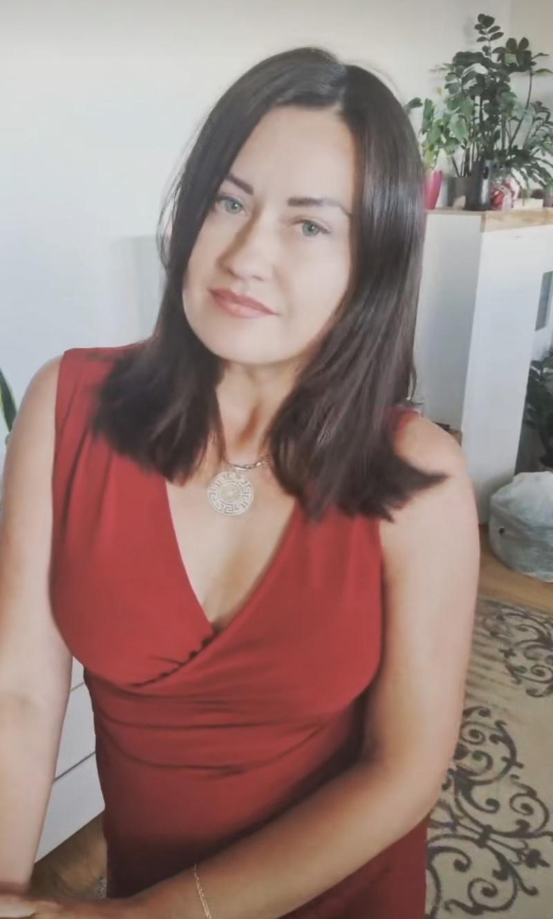 ubrana-w-bkini-x0n1gxbzka