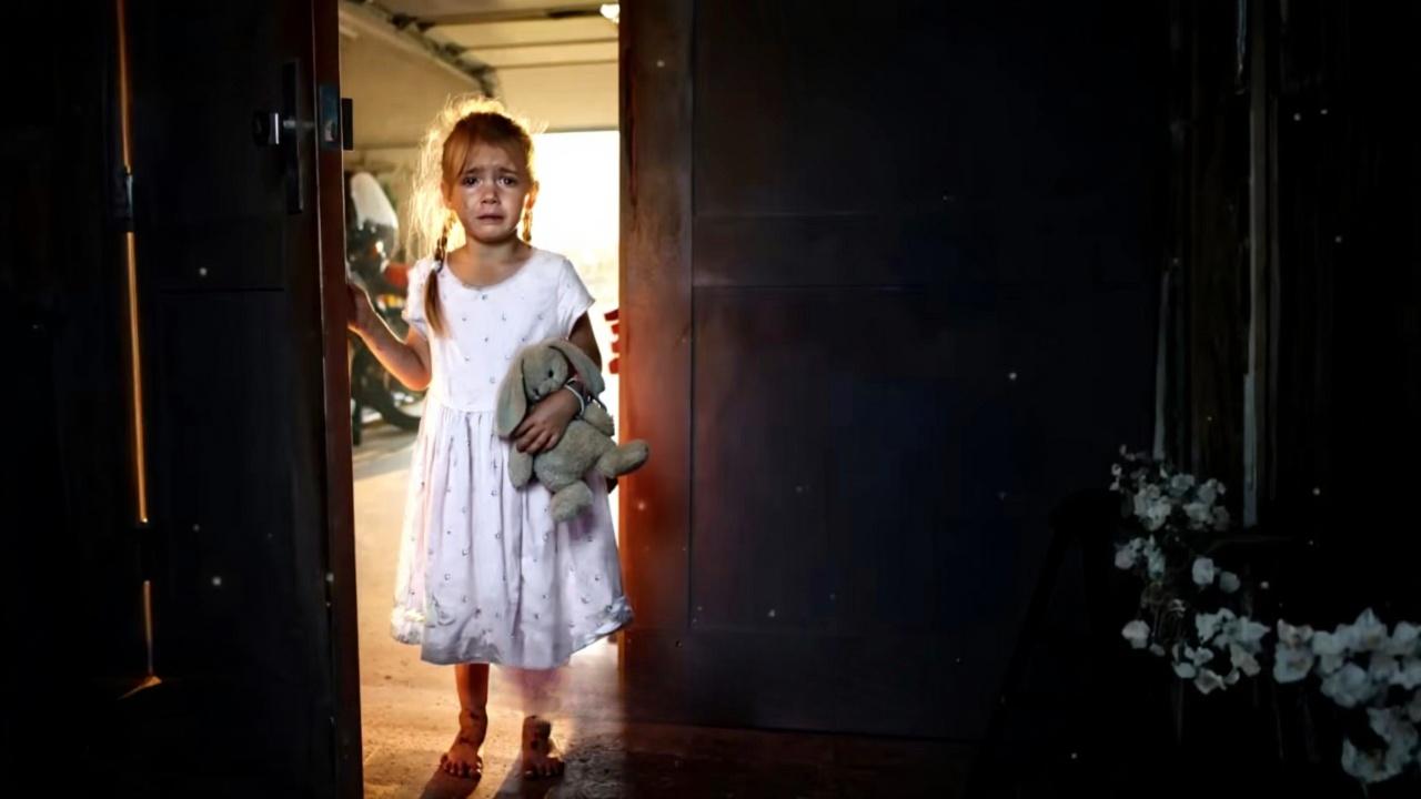 change-the-little-girls-dress-color-into-white-and-o9uv5ridl