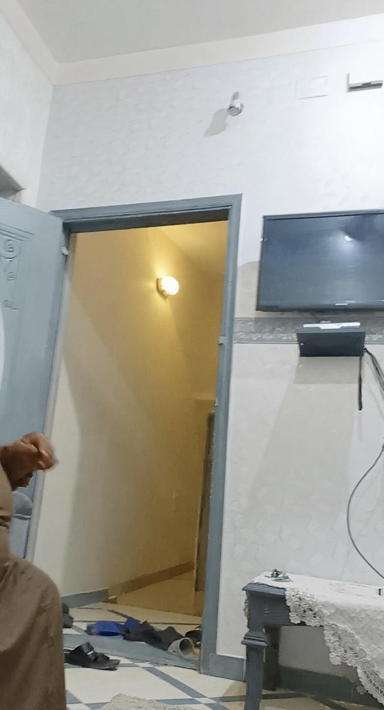 change-the-houses-design-by-painting-the-walls-and-c1coi2qkg