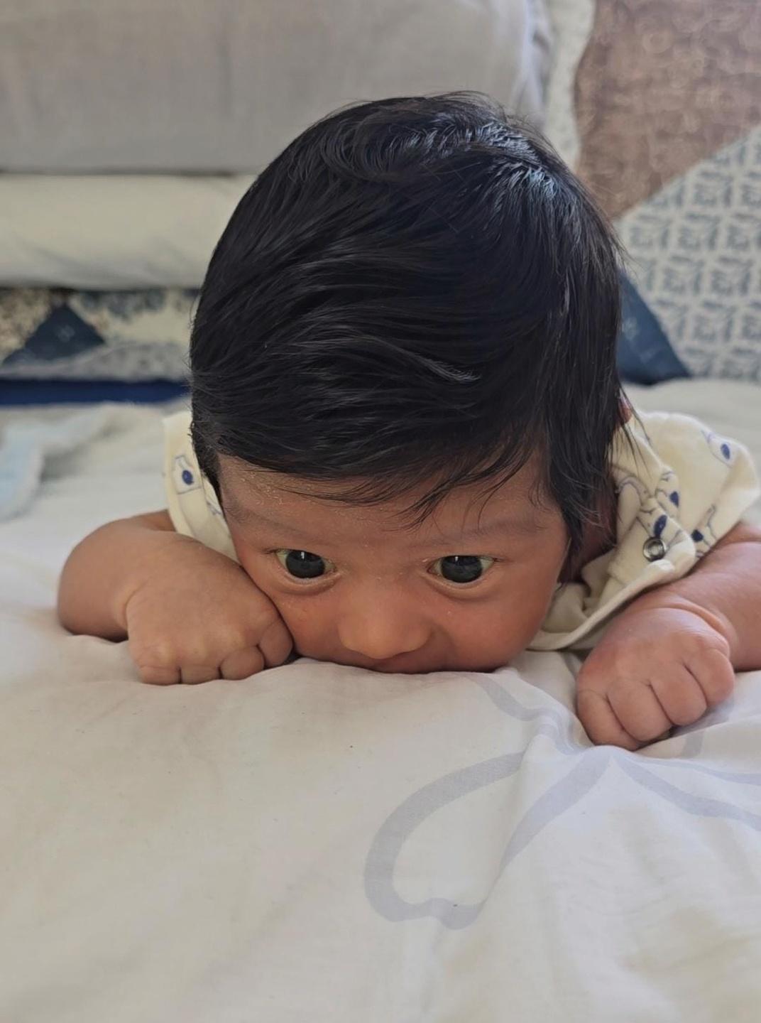 cambiar-fondo-por-fondo-de-bebe-conservar-rasgos-rnp4wpjilx