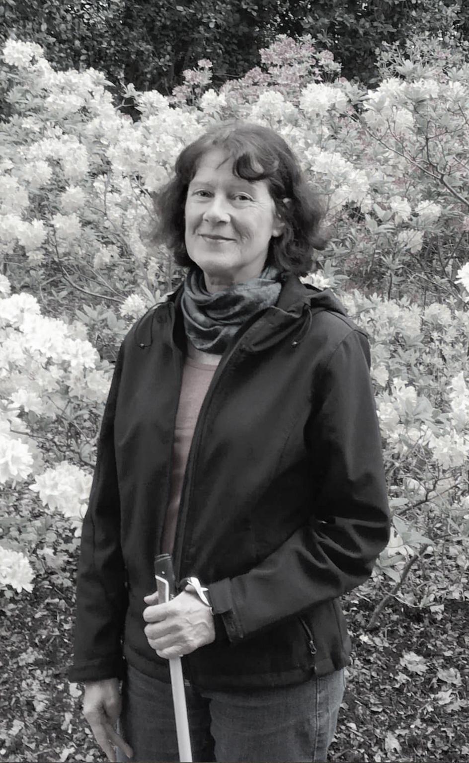 turn-this-woman-into-a-black-and-white-photo-of-a-i8qfefc0we