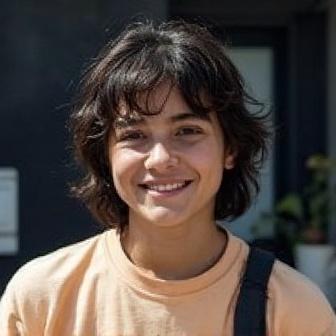 crea-una-foto-familiar-en-la-que-los-de-la-foto-srg5oo1t7y-2