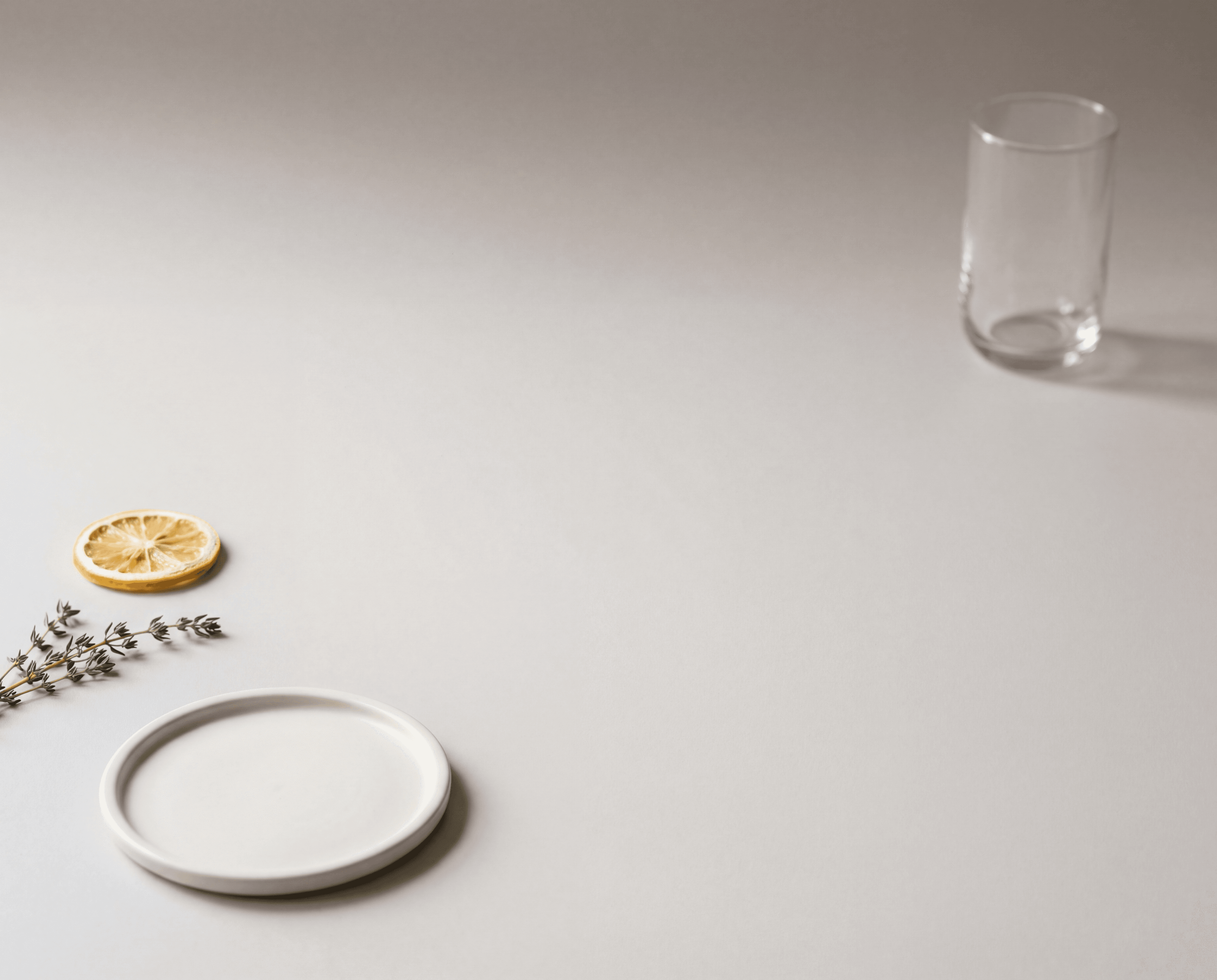 minimalist-still-life-background-for-a-beverage-w7ant5m5o3