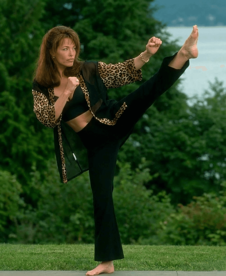 genera-una-imagen-donde-la-chica-vaya-descalza-en-aap9vc52l3