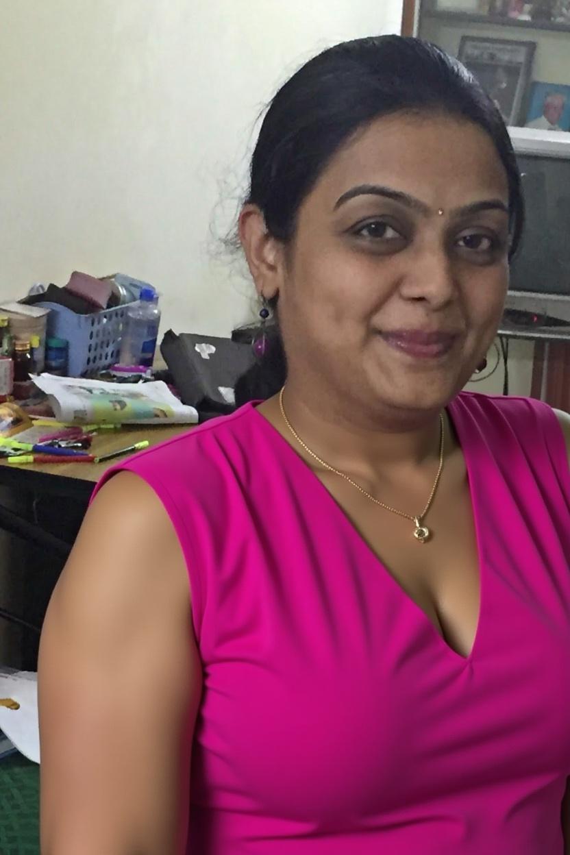 pink-nigjt-sleeveless-big-clevage-ap7y80yxdy