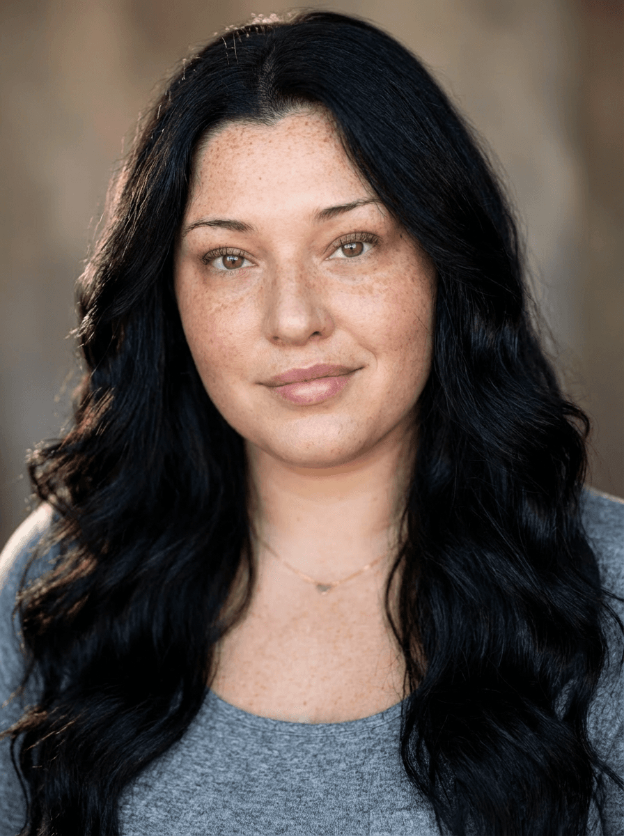 make-a-beautiful-headshot-of-a-young-woman-with-fgvylto1fb